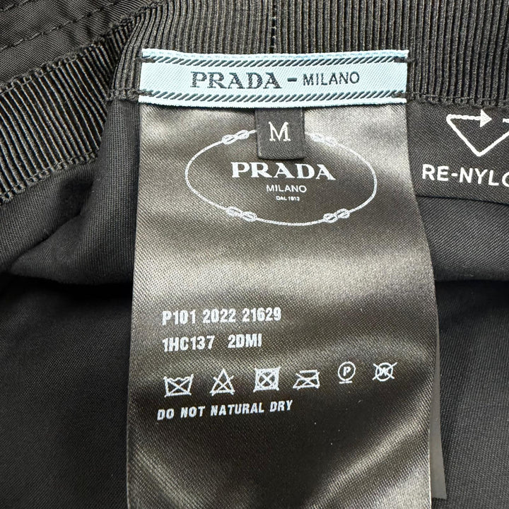 極美品☆PRADA プラダ 1HC137 トライアングルロゴプレート Re-Nylon バケットハット ブラック M イタリア製 正規品 レディース