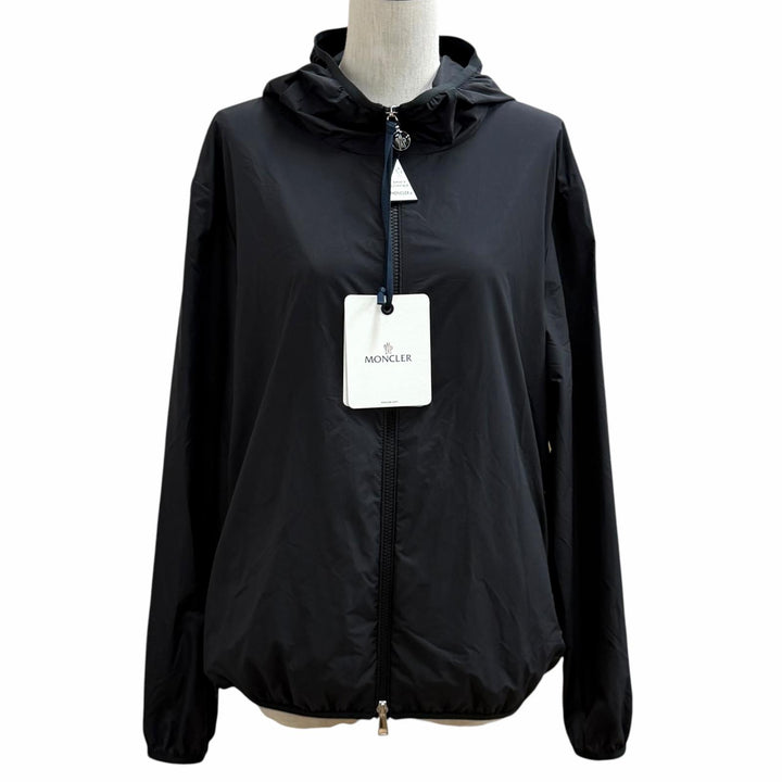未使用品★MONCLER モンクレール 2023年製 FEGEO ロゴワッペン フード付 ZIP UP ウインドブレーカー ナイロンジャケット 黒 2 正規品