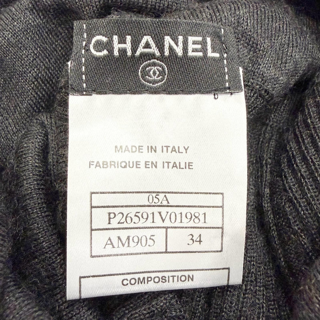 極美品△CHANEL シャネル ヴィンテージ 05A P26591 カシミヤ シルク カメリアブローチ2個付き タートルネック 長袖 ニット 34 正規品