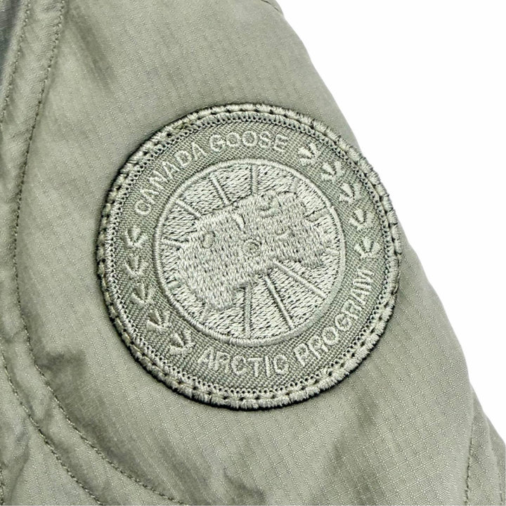 極美品△CANADA GOOSE カナダグース 2279WT Alessia Coat ロゴワッペン フード付き ダブルニードルキルティング ダウンコート XS 正規品