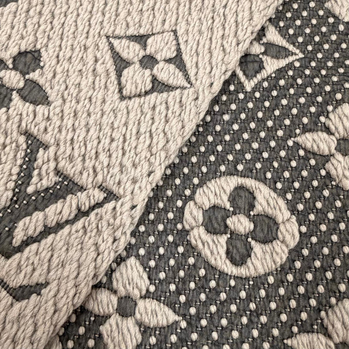 美品▼LOUIS VUITTON ルイヴィトン 413287 エシャルプ ロゴマニア モノグラム ウール シルク フリンジ付き マフラー グレージュ 正規品