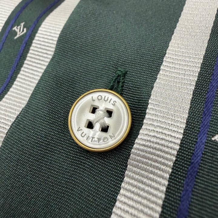 未使用品▼LOUIS VUITTON ルイヴィトン 25SS シルク100% ストライプ LVロゴ刺繍 ロングスリーブ 長袖シャツ 緑 L 正規品 ハンガー付き