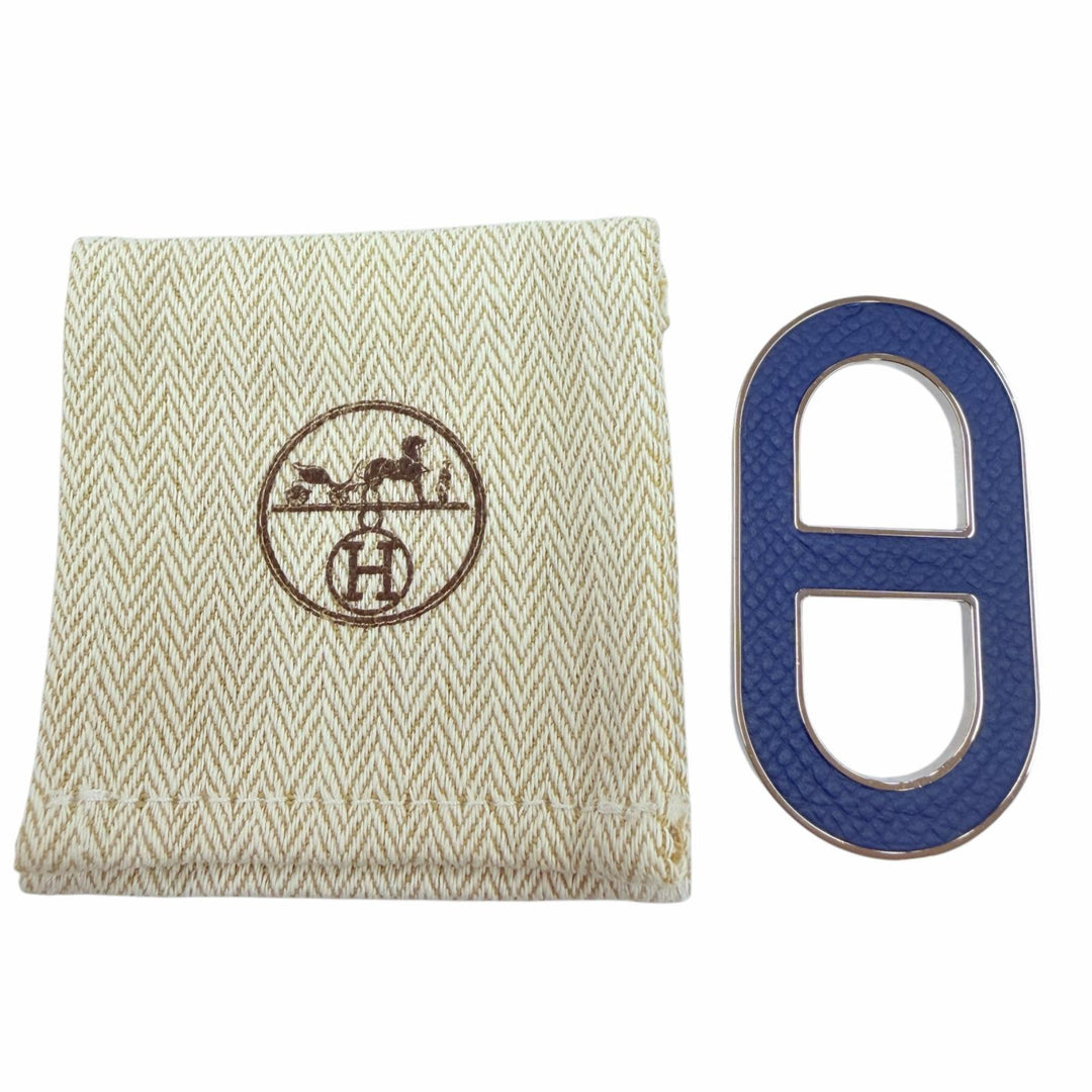 極美品☆HERMES エルメス シェーヌダンクル ブローチ レザー メタル 現行品 ネイビー シルバー フランス製 レディース 保存袋付き