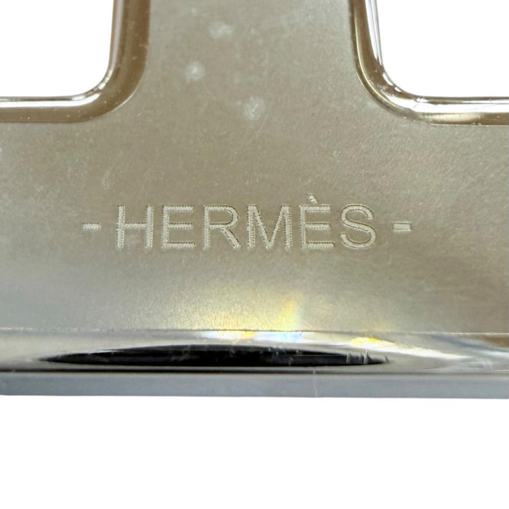極美品☆HERMES エルメス シェーヌダンクル ブローチ レザー メタル 現行品 ネイビー シルバー フランス製 レディース 保存袋付き