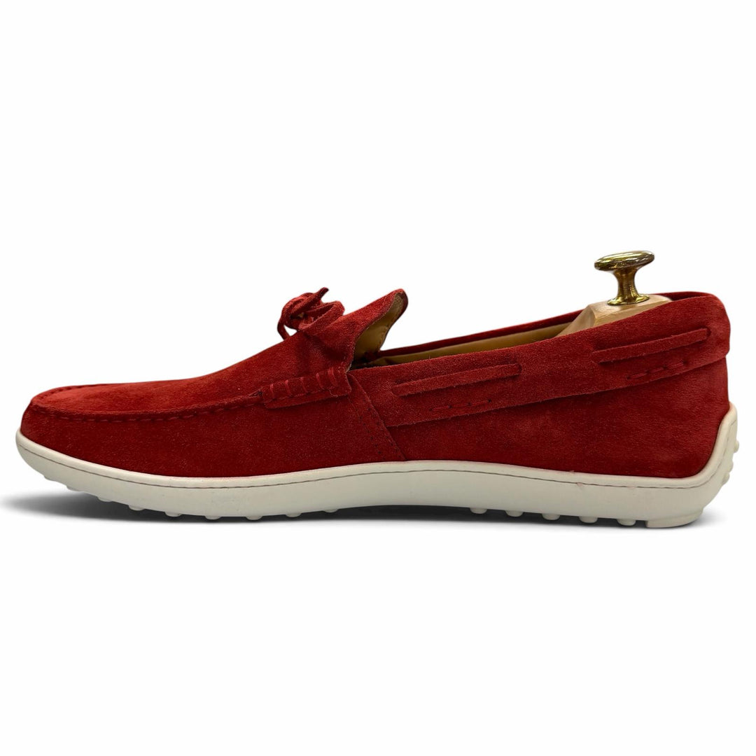 未使用品▼TOD’S トッズ スウェードレザー ロゴ刻印 スリッポン ドライビングシューズ レッド 10 イタリア製 メンズ 箱・保存袋付き
