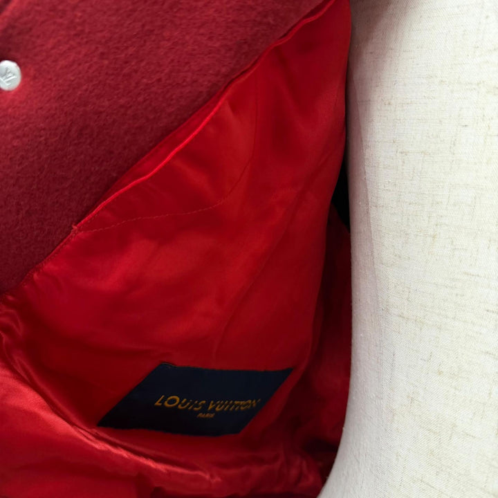 極美品□LOUIS VUITTON ルイヴィトン ワッペン 袖レザー バーシティジャケット ブルゾン レッド アイボリー 46 イタリア製 正規品 メンズ
