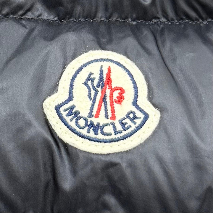 美品☆MONCLER モンクレール 19-20AW HERMIFUR エルミファー ファー・ロゴワッペン・フード付 ダウンコート ブラック 00 国内正規品