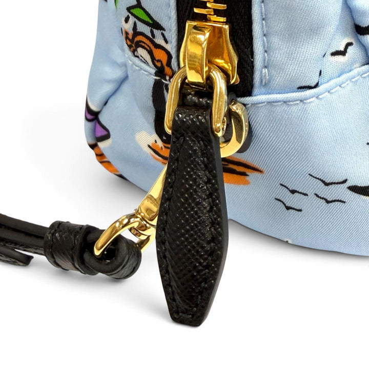 極美品★PRADA プラダ 1NS693 Re-Nylon リスレット付トライアングルロゴ サーフプリント ポーチ 化粧ポーチ ブルー 伊製 レディース