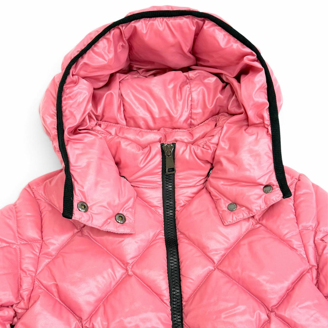 美品△MONCLER モンクレール KAMILE ロゴワッペン フード付き ダイヤモンドキルティング ダウンジャケット ピンク 10anni 140cm 正規品