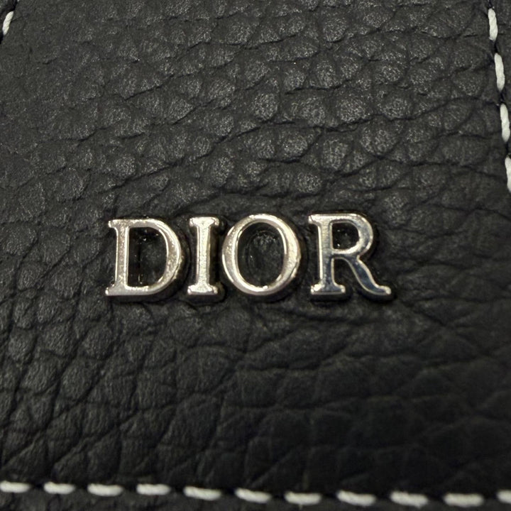 極美品▼DIOR ディオール オム 2ADBC330YKK Saddle サドル レザー ロゴ金具 ロングウォレット 二つ折り 長財布 ブラック メンズ 箱付き