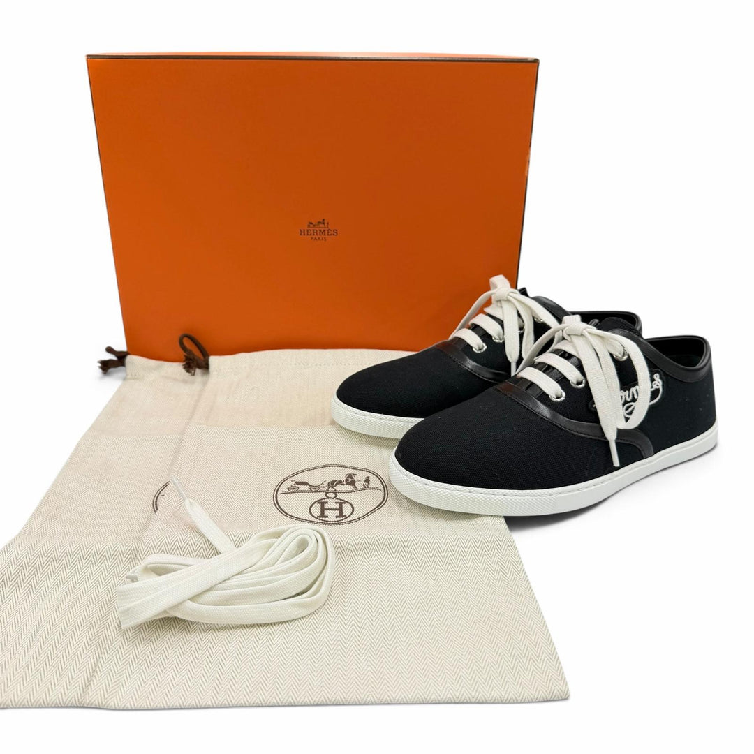 未使用品☆HERMES エルメス イノサン レザー使い ロゴワッペン付 レースアップ ローカットスニーカー ブラック 36 イタリア製 箱・保袋付