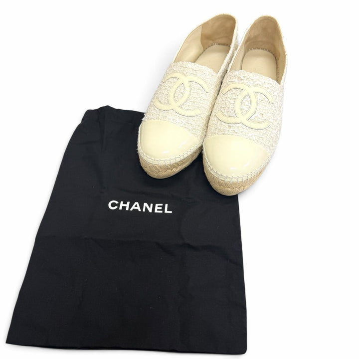 美品□CHANEL シャネル G29762 ココマーク エスパドリーユ スリッポン フラットシューズ アイボリー 42 スペイン製 メンズ 保存袋付き