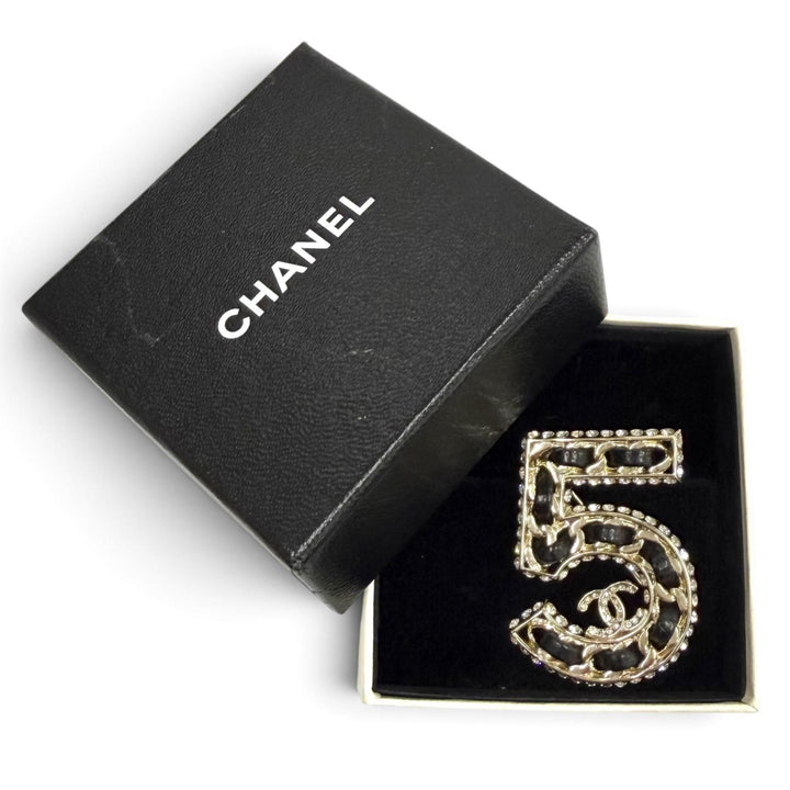 極美品★CHANEL シャネル B23P NO.5 ココマーク ラインストーン チェーンモチーフ クリスタル ブローチ ブラック ゴールド 伊製 箱付き