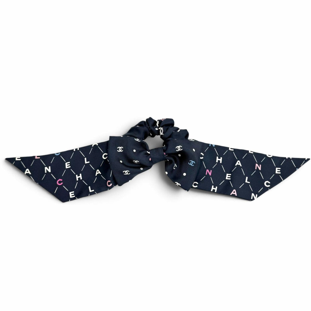 美品★CHANEL シャネル シルク100％ ココマーク ロゴデザイン リボン シュシュ ヘアアクセサリー ネイビー イタリア製 レディース 箱付き
