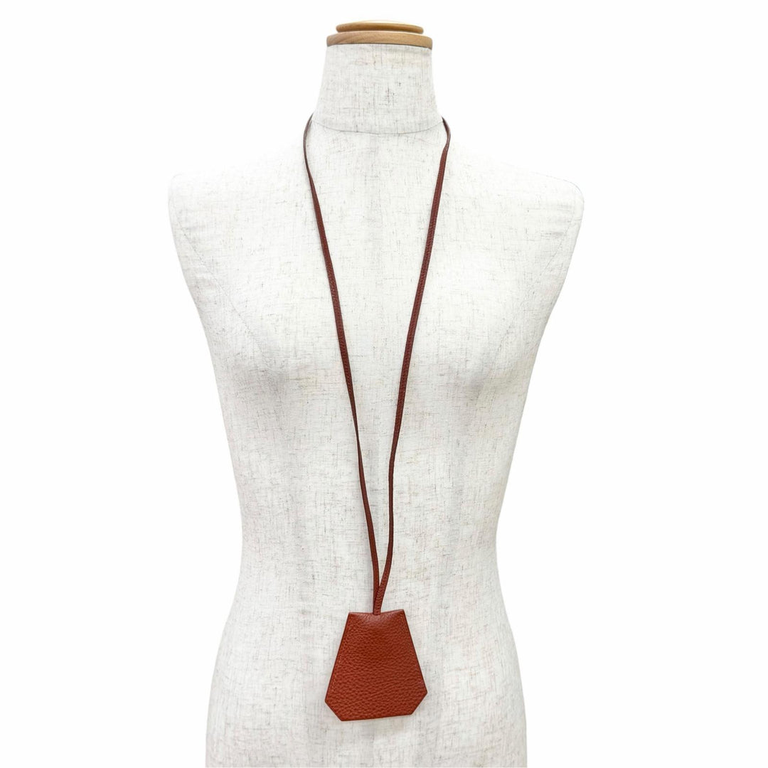 極美品△HERMES エルメス ヴィンテージ トゴ ブリック シルバー金具 マルジェラ期 クロシェット ネックレス ブラウン □D刻印 フランス製