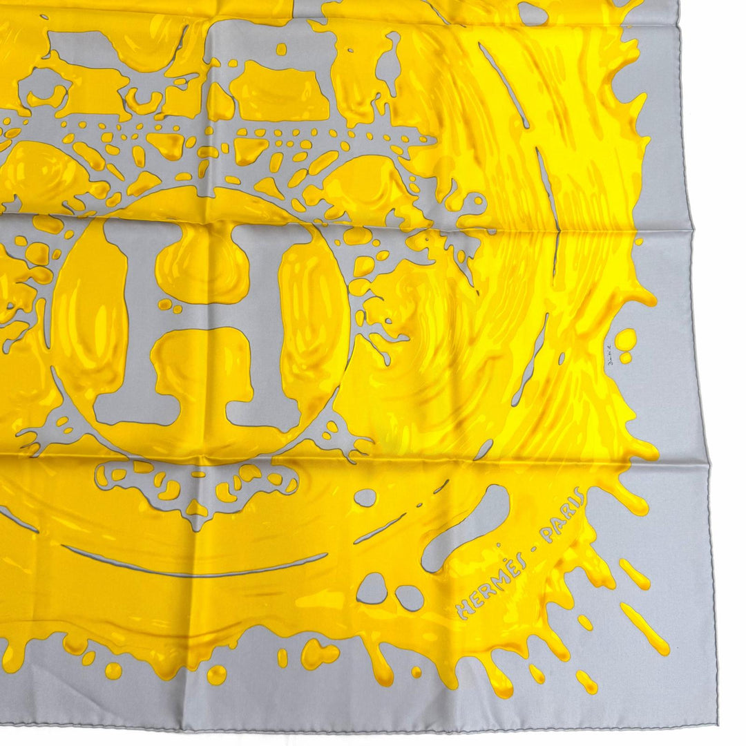 未使用品★HERMES エルメス カレ90 Peinture Fraiche ペンキ塗りたて シルク100％ GRIS PERLE/OR スカーフ フランス製 レディース