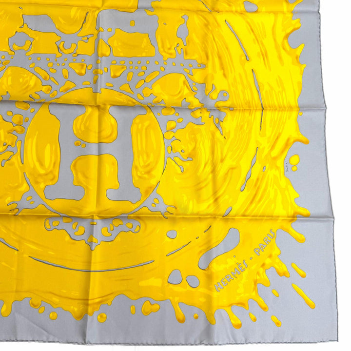 未使用品★HERMES エルメス カレ90 Peinture Fraiche ペンキ塗りたて シルク100％ GRIS PERLE/OR スカーフ フランス製 レディース