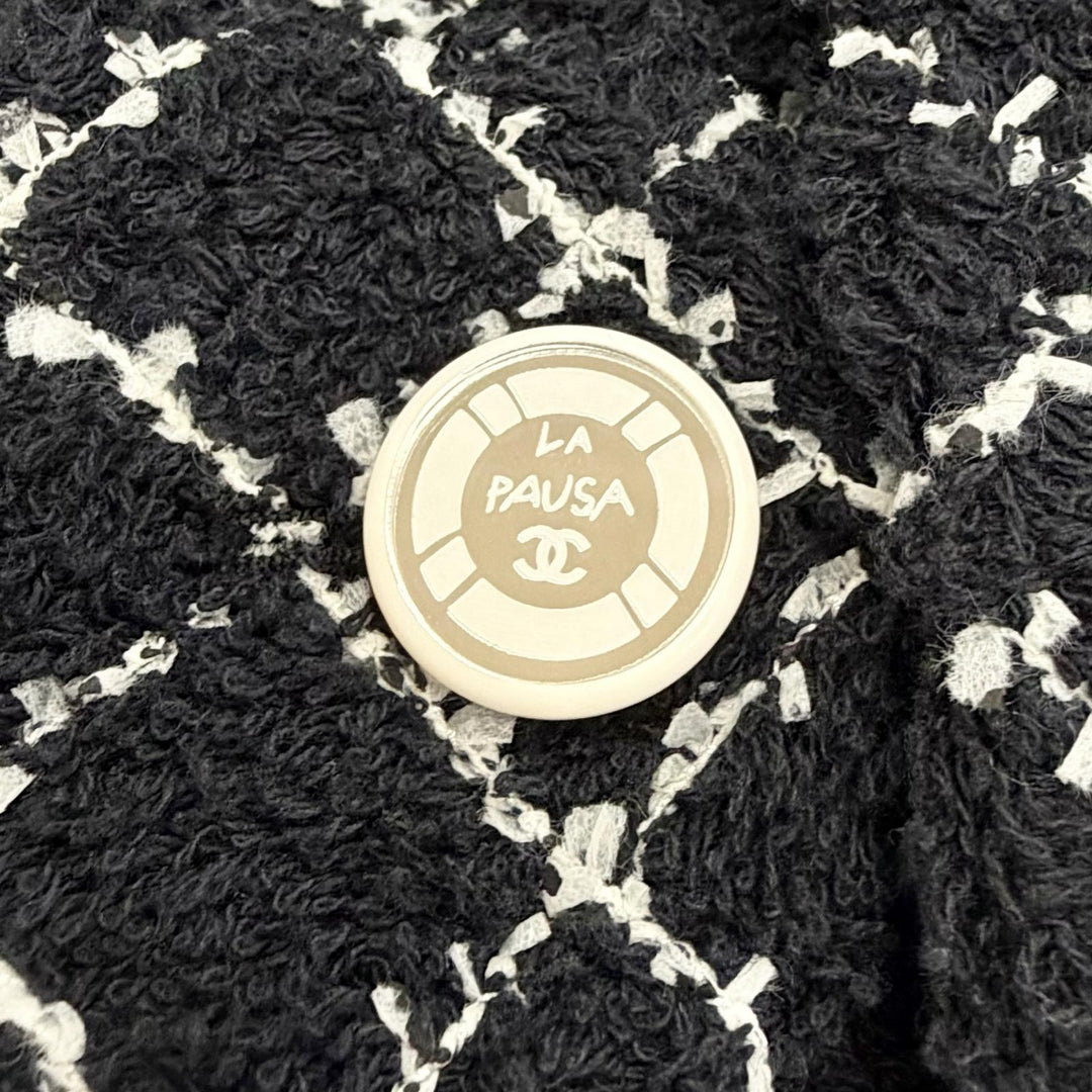 未使用品△CHANEL シャネル 19C P60278V45845 La Pausa ココマークボタン チェック柄 ツイード ジャケット ブラック ホワイト 34 正規品