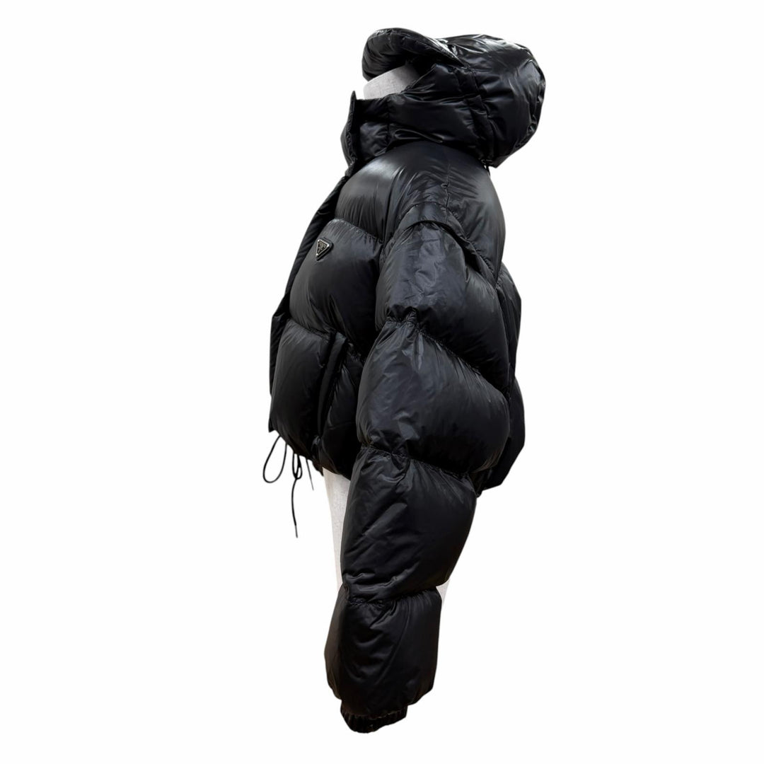極美品☆PRADA プラダ 291973 トライアングルロゴ クロップド コンバーチブル 2WAY ダウンベスト ダウンジャケット ブラック 正規品 38