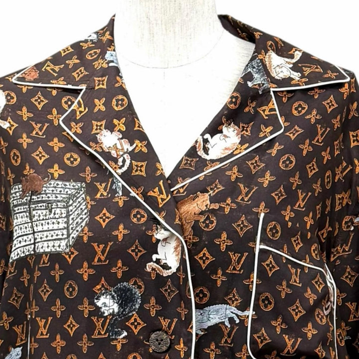 未使用品★LOUIS VUITTON ルイヴィトン シルク100％ モノグラムボタン キャットグラム 長袖シャツ ブラウン 36 イタリア製 正規品