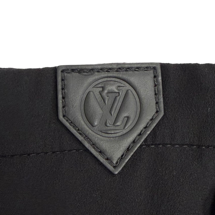 未使用品△LOUIS VUITTON ルイヴィトン 24AW シルク100％ LVロゴレザーパッチ ベルト付き サルエルパンツ ブラック 36 イタリア製 正規品