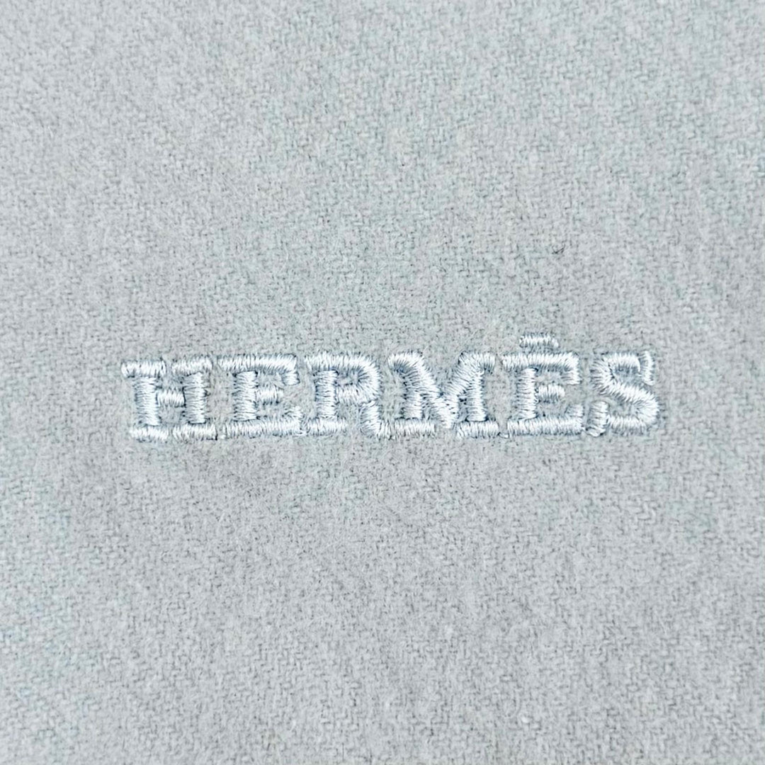美品△HERMES エルメス カシミヤ100％ ロゴ刺繍 大判 ショール ストール マフラー ショール ライトブルー スコットランド製 レディース