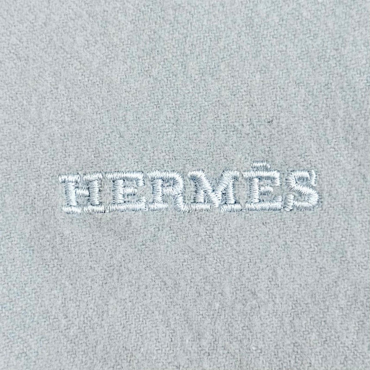 美品△HERMES エルメス カシミヤ100％ ロゴ刺繍 大判 ショール ストール マフラー ショール ライトブルー スコットランド製 レディース