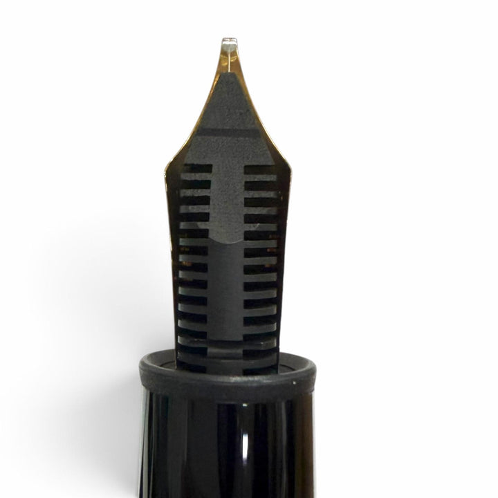 美品□MONTBLANC モンブラン マイスターシュテュック ル・グラン 146 ペン先14K キャップ式 万年筆 ブラック ゴールド 西ドイツ製 メンズ