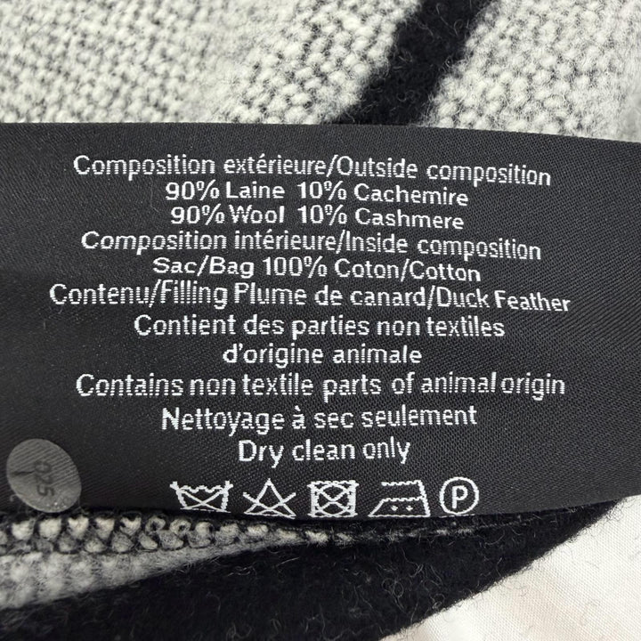 極美品☆CHANEL シャネル 18V ウール カシミヤ混 ココマーク クッション インテリア ブラック グレー イギリス製 レディース 保存袋付き