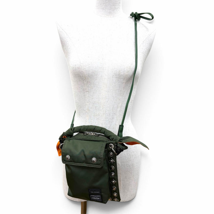 美品☆TOGA PORTER トーガ ポーター コラボ スタッズ装飾 ナイロン 2WAY ハンドバッグ ショルダーバッグ カーキ 日本製 レディース