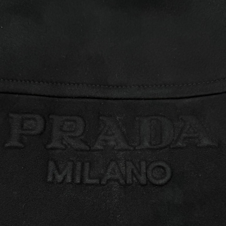 極美品▼PRADA プラダ 2023年製 UPS608 S232 シープスキン染ファー エンボスロゴ フーデッド ZIP ムートンジャケット ブラック 48 正規品