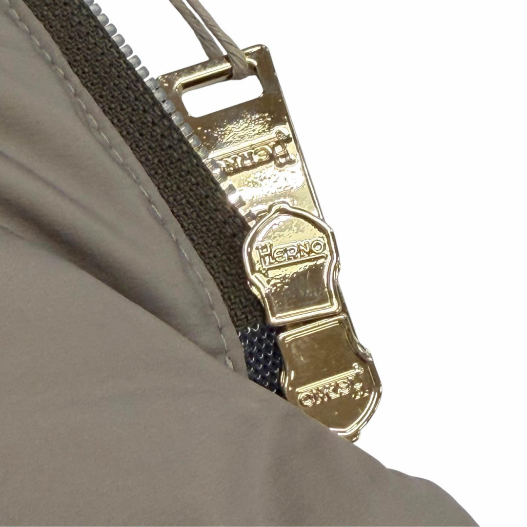 未使用品△Herno ヘルノ PI0848D DIAGONAL WOOL AND NUAGE PARKA ロゴプレート ウール切替 フード付き ダウンコート ブラウン 38 正規品