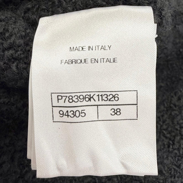 極美品△CHANEL シャネル P78396K11326 カシミヤ ウール ライオンボタン 袖口フリル Vネック 長袖 ニット カーディガン 黒 IT 38 正規品