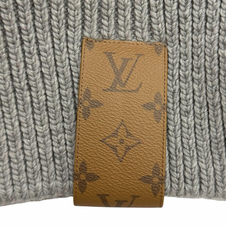 極美品★LOUIS VUITTON ルイヴィトン 24AW レザーモノグラムパッチ タートルネック ノースリーブ ニット ブルー グレー S 伊製 正規品