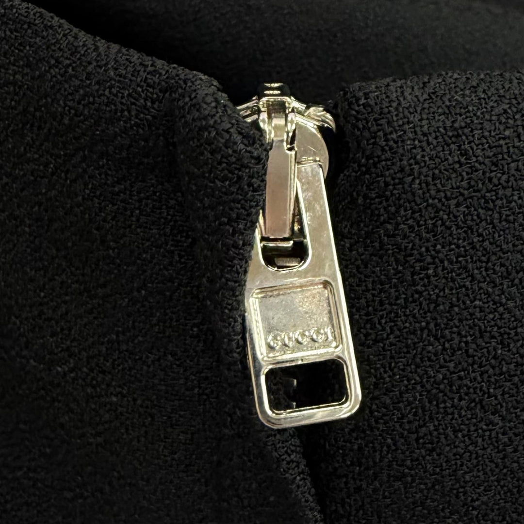 極美品★GUCCI グッチ 23AW 759278 裏地シルク混 ホースビットベルト付 無地 長袖 ワンピース ブラック IT 44 イタリア製 正規品