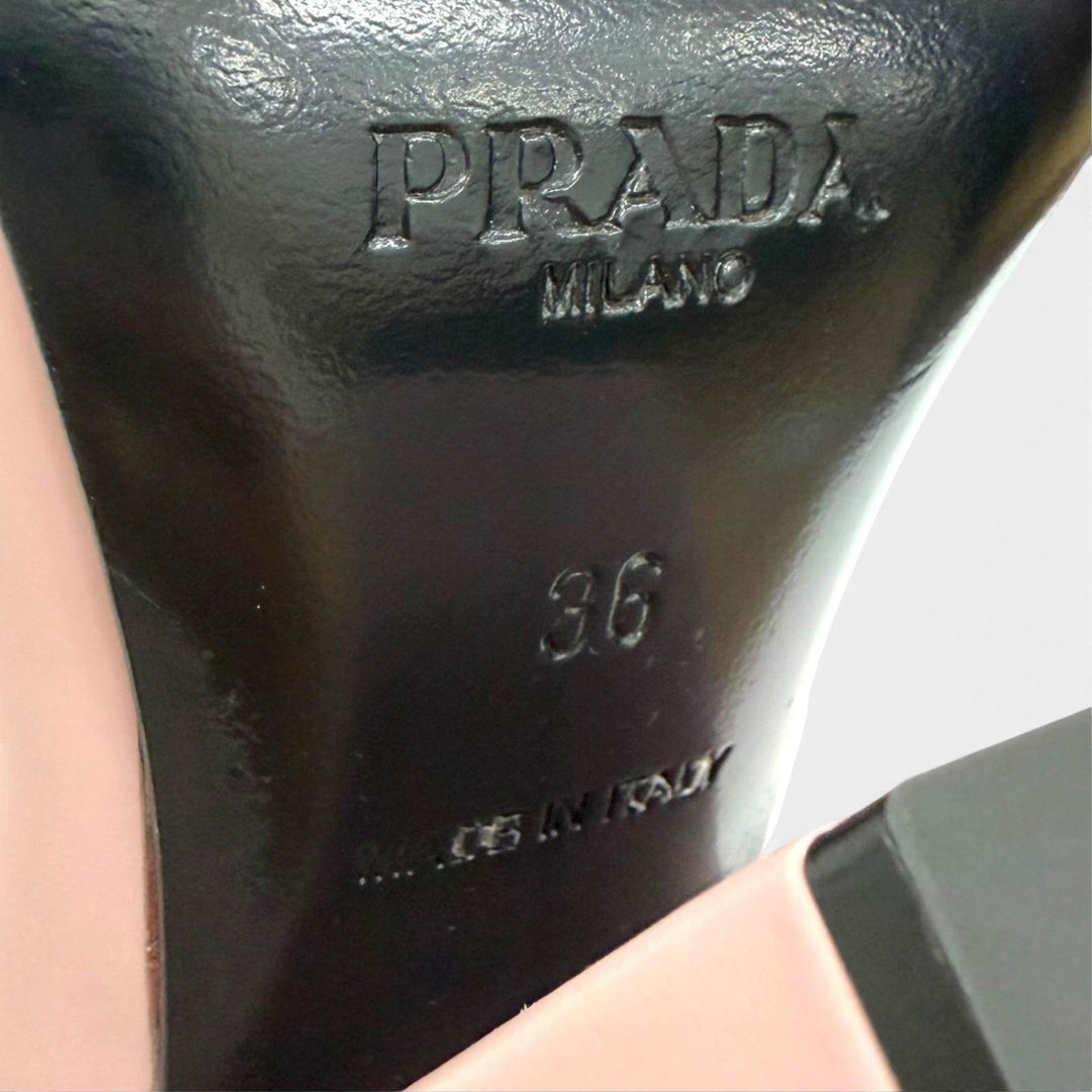 未使用品△PRADA プラダ トライアングルロゴ アンクルストラップ グラデーション レザー パンプス ピンク ブラック IT 36 伊製 箱付き