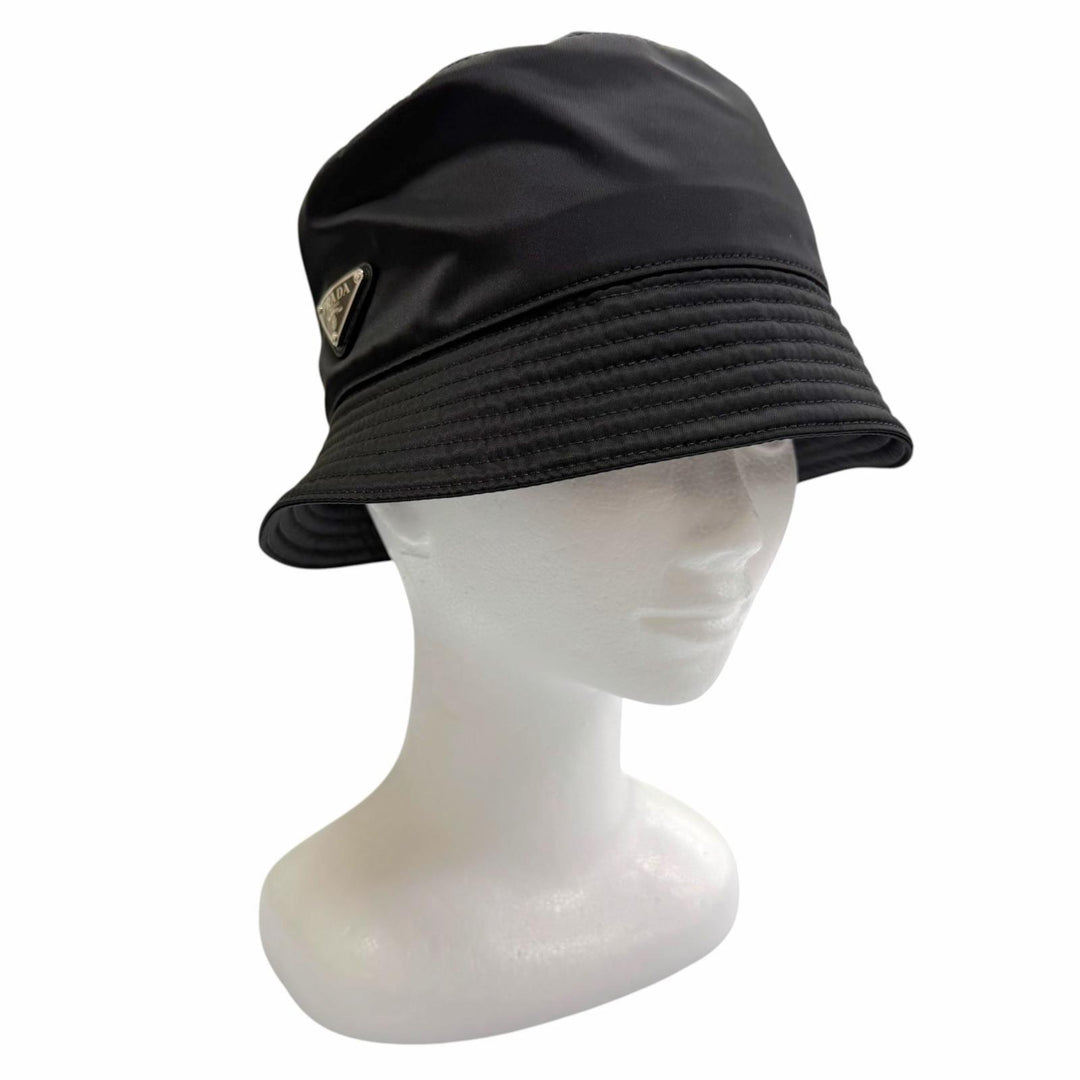 極美品▼PRADA プラダ 2025年製 2HC137 Re-Nylon トライアングルロゴ 三角プレート 帽子 バケットハットブラック L 伊製 正規品 メンズ