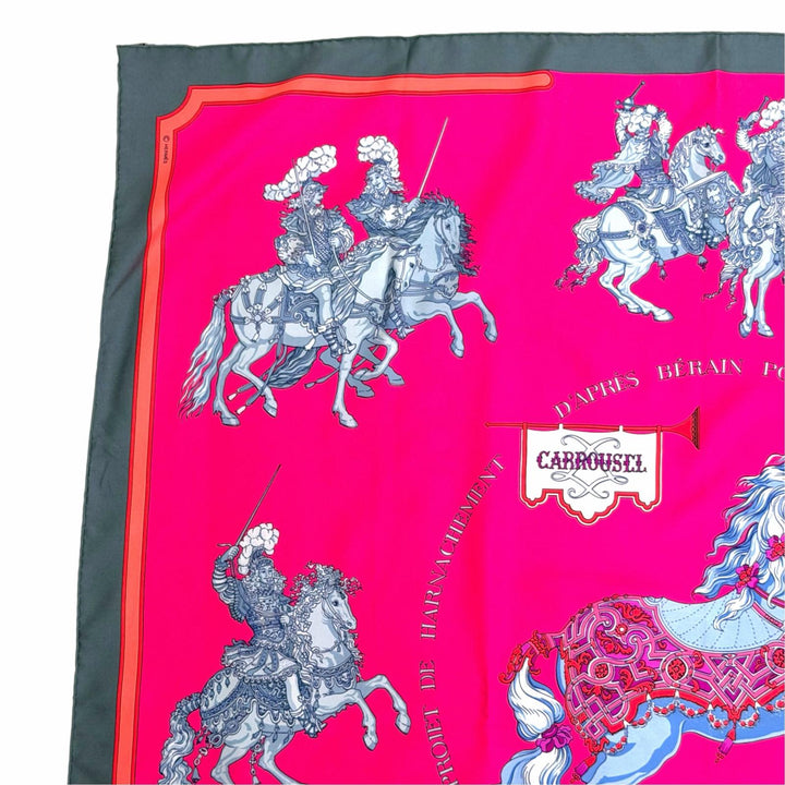極美品△HERMES エルメス CARROUSEL メリーゴーランド シルク100% カレ90 スカーフ ピンク グレー系 マルチカラー フランス製 レディース