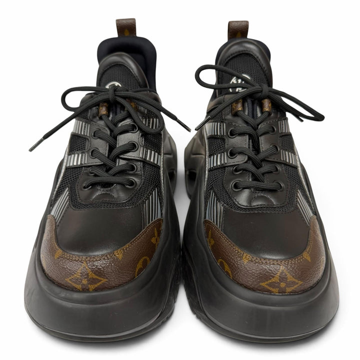 極美品☆LOUIS VUITTON ルイヴィトン 2023年製 アークライト2.0ライン レザー モノグラム スニーカー ブラック 37.5 イタリア製