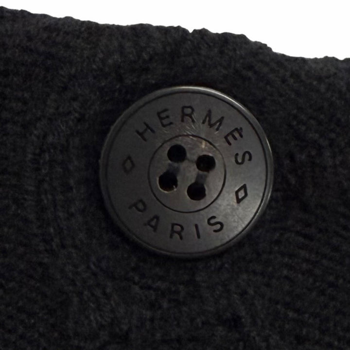 未使用品★HERMES エルメス 2H2644D6 LA PROMENADE DU MATIN 朝の散歩 ウール カシミヤ混 セリエボタン ニット ブラック 36 伊製 正規品