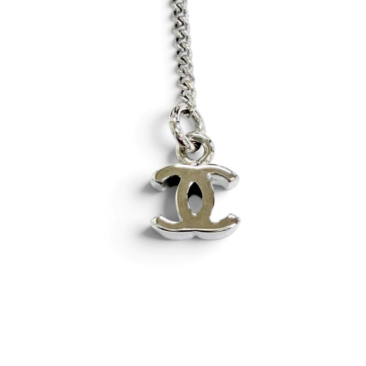 極美品△CHANEL シャネル B25C CCロゴ ココマーク クリスタル キューブ ネックレス ペンダント アクセサリー シルバー レディース 箱付き