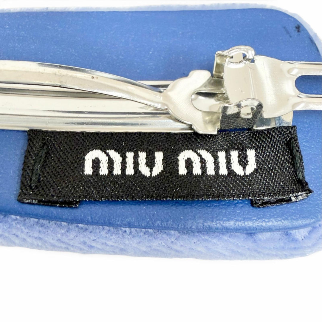 美品△MIUMIU ミュウミュウ 5IF092 ロゴラインストーン ベロア ヘアクリップ ヘアアクセサリー バレッタ ブルー シルバー金具 レディース
