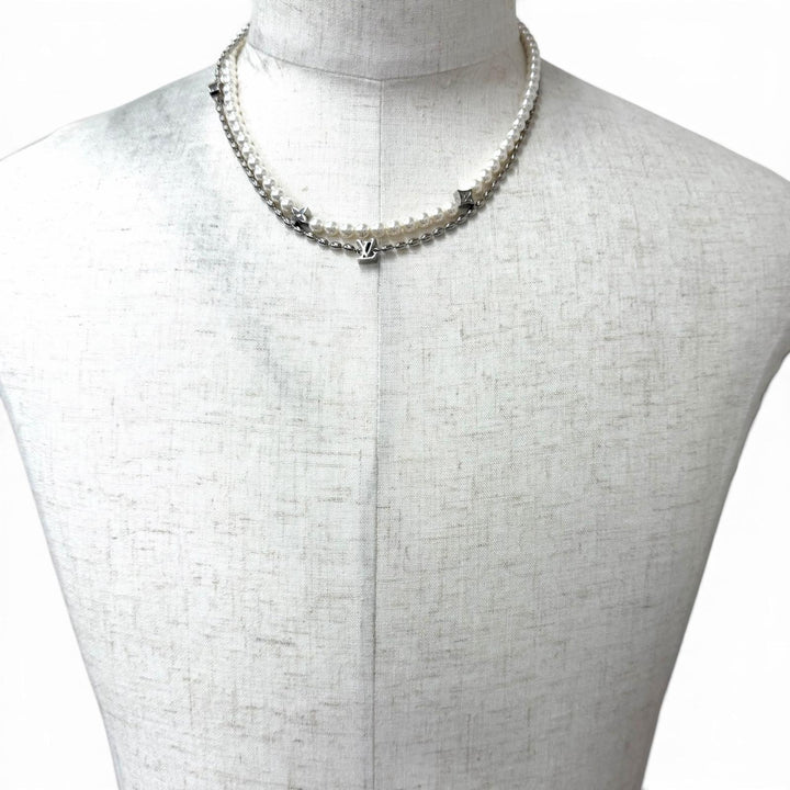 美品□LOUIS VUITTON ルイヴィトン 2024年製 M01781 ネックレス・パール フュージョン シルバー ホワイト メンズ 定価173800円 箱・袋付