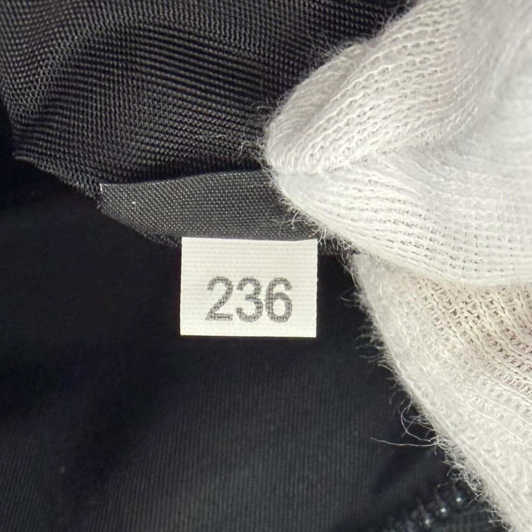 極美品▼PRADA プラダ 2NA819 ナイロン レザー トライアングルロゴ 三角プレート セカンドバッグ クラッチバッグ ブラック シルバー金具
