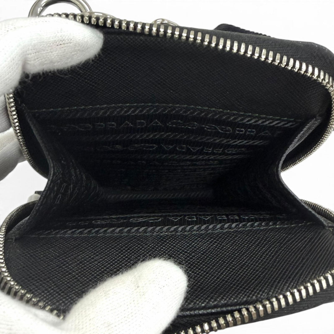 良品□PRADA プラダ 2ZH126 サフィアーノレザー トライアングルロゴ スマートフォンケース ショルダーバッグ イタリア製 定価280500円