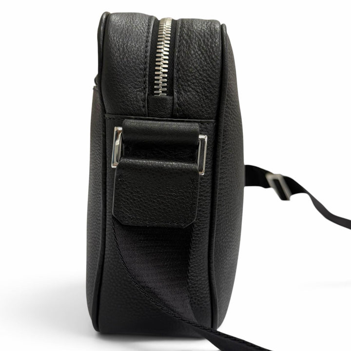 極美品□PRADA プラダ 2VH094 レザー トライアングルロゴ クロスボディバッグ ショルダーバッグ ブラック トルコ製 メンズ 保存袋付き