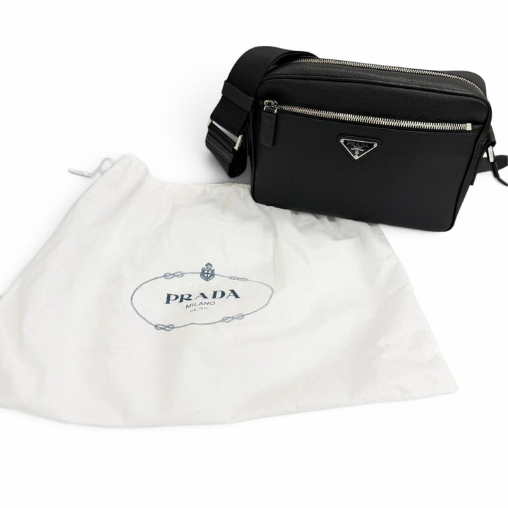 極美品□PRADA プラダ 2VH094 レザー トライアングルロゴ クロスボディバッグ ショルダーバッグ ブラック トルコ製 メンズ 保存袋付き