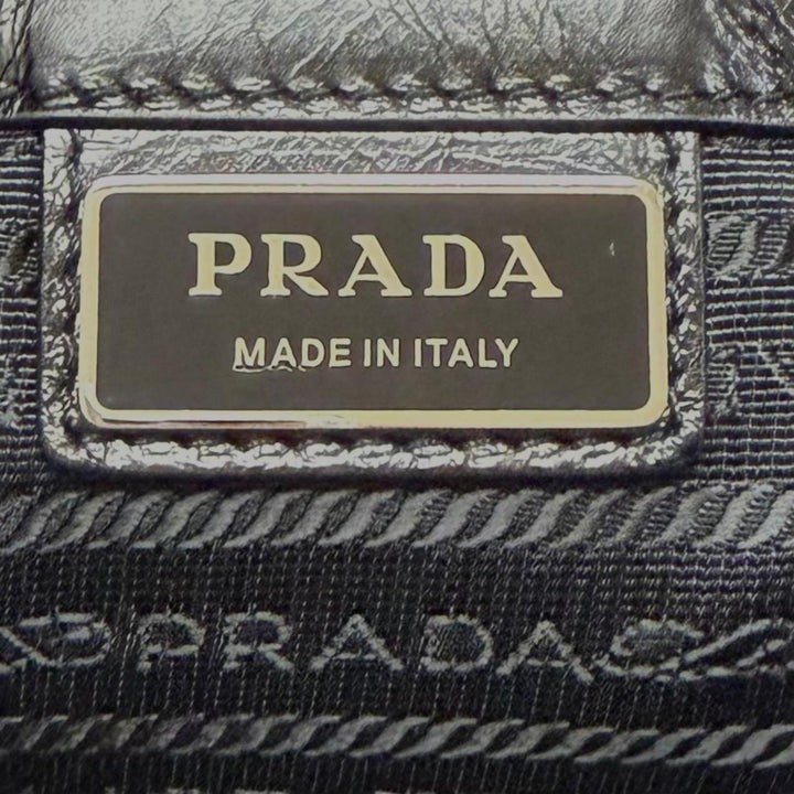 美品▼PRADA プラダ 2VD073 ソフトルックスレザー トライアングルロゴ 三角プレート ショルダーバッグ ブラック イタリア製 定価522500円