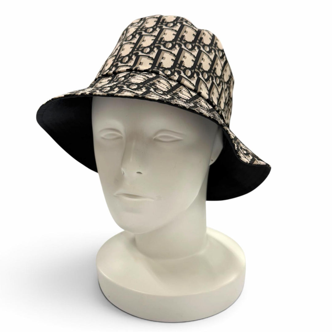 美品▼Christian Dior クリスチャンディオール 95TDD923A130 オブリーク トロッター リバーシブル バケットハット ブラック 56 正規品