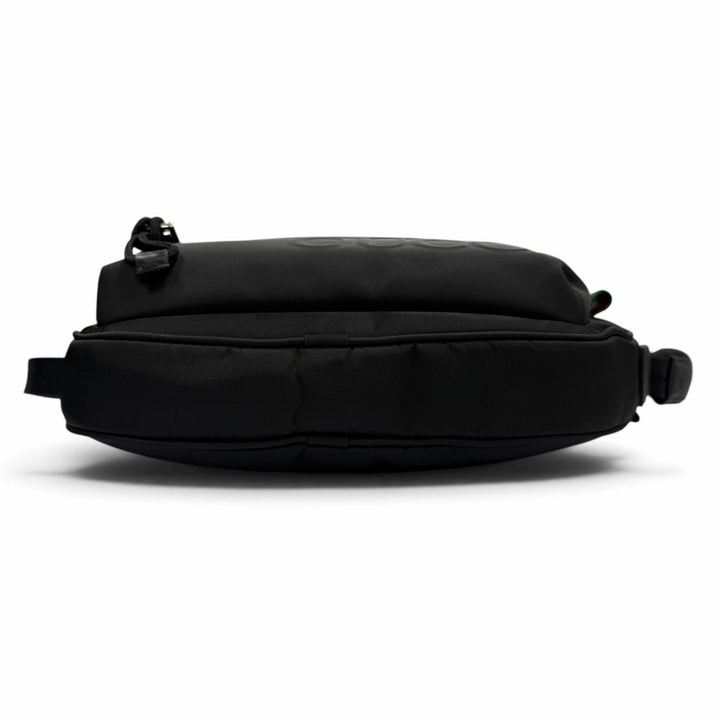 良品▼GUCCI グッチ 802096 ウェブライン ナイロン レザー エンボスロゴ ショルダーバッグ ボディバッグ ブラック イタリア製 メンズ